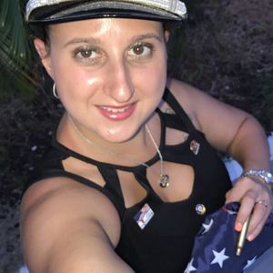 Meet your Posher, Conniemae